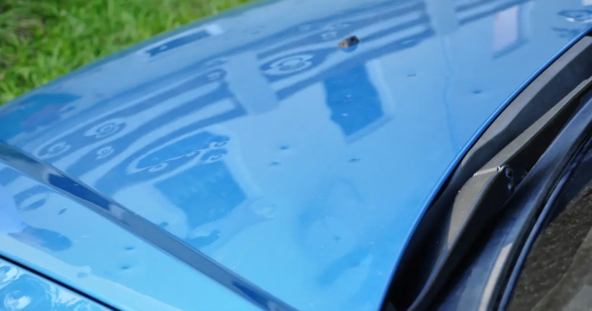 Co robić, gdy grad uszkodzi Twój samochód? Praktyczny poradnik